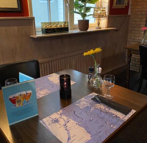 ホテル Café Restaurant Heineke