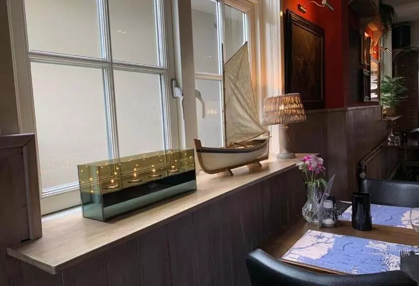 ホテル Café Restaurant Heineke