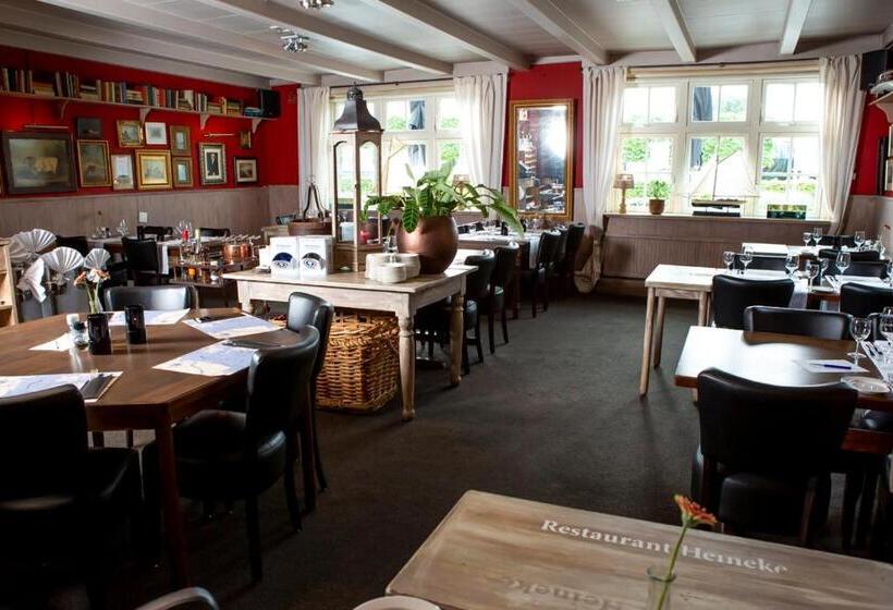ホテル Café Restaurant Heineke