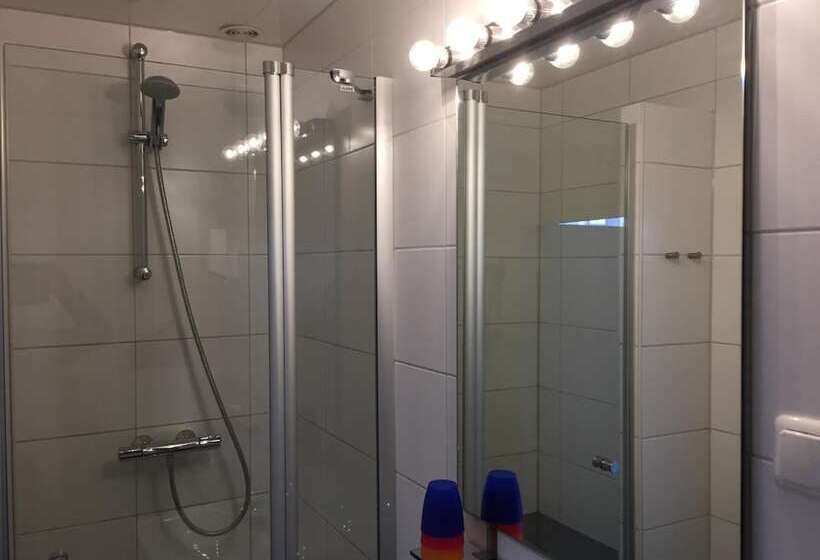 בית מלון כפרי De Kroon