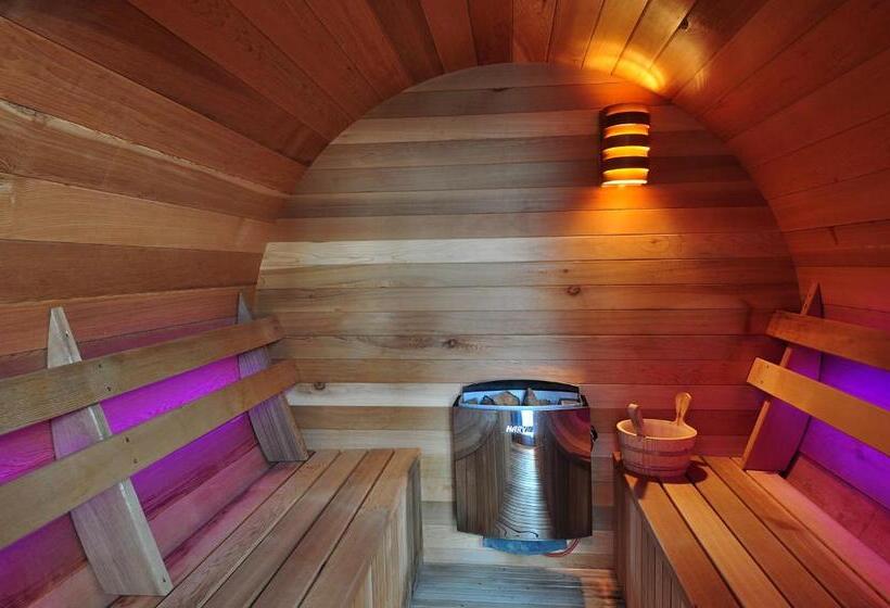 هتل Pension & Spa De Watertoren