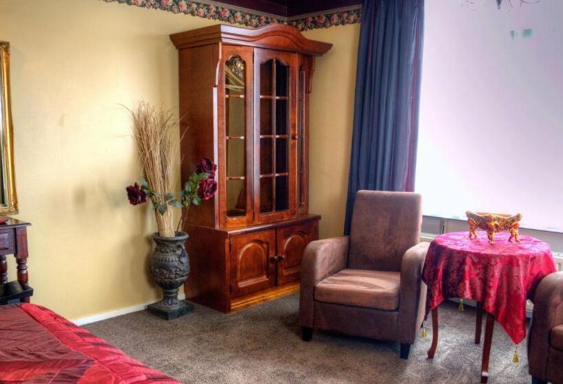 هتل Pension & Spa De Watertoren