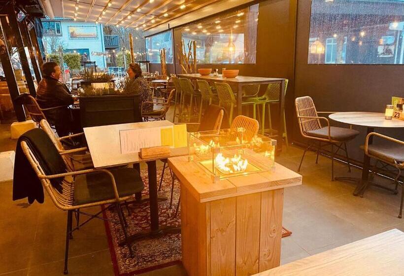 호텔 Restaurant De Vossenberg