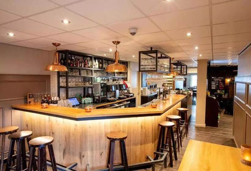 ホテル Restaurant  De Vossenberg