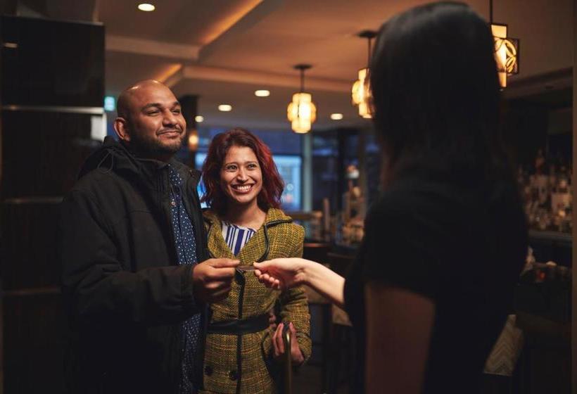 هتل The Luxus Boutique