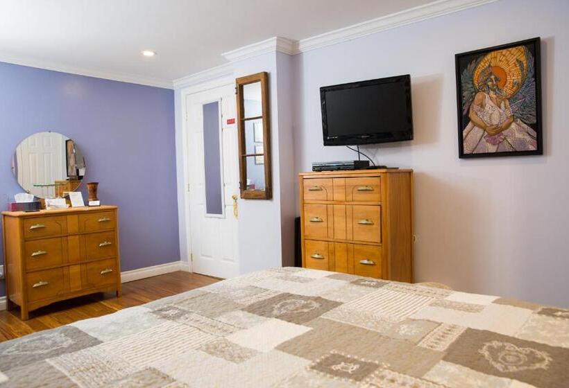 Maison Des Jardins B & B