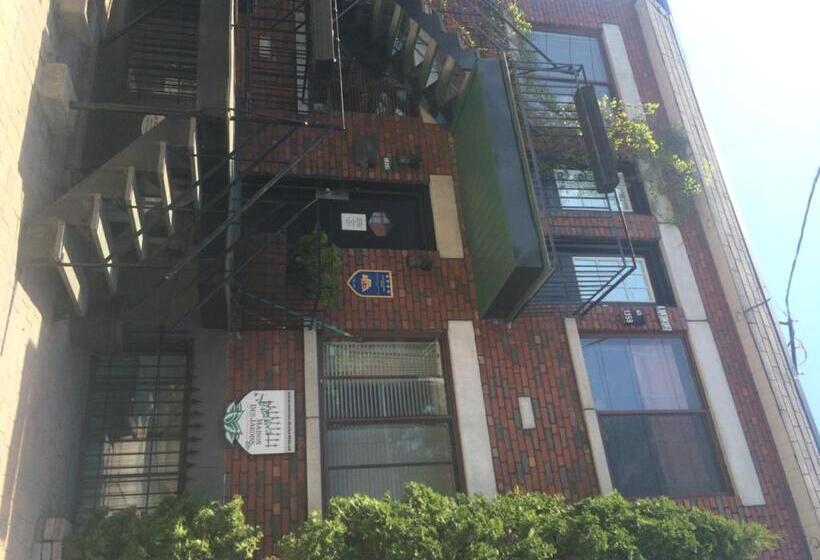 Maison Des Jardins B & B