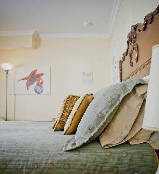 Maison Des Jardins B & B