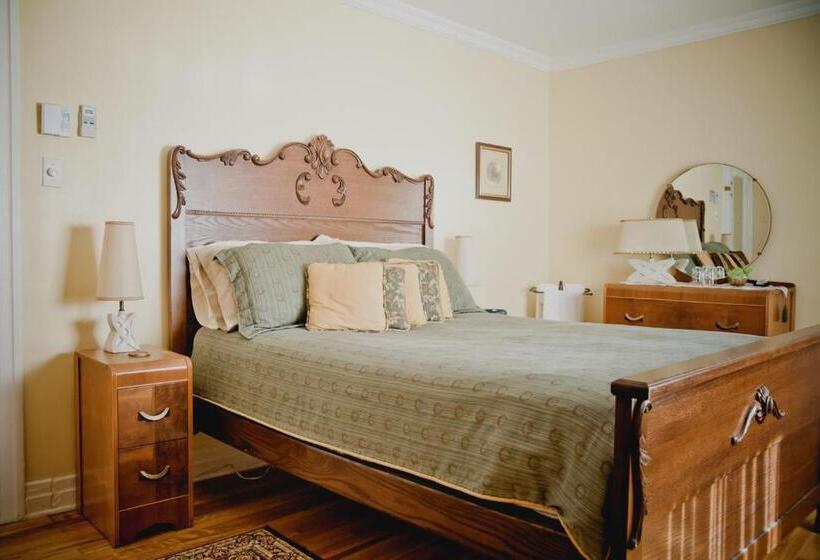 Maison Des Jardins B & B