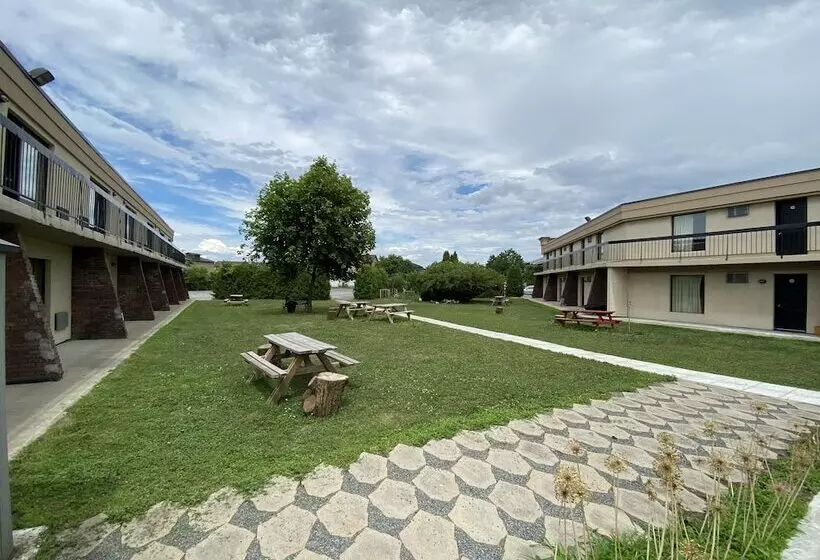 Motel St Eustache