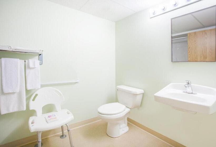 فندق على الطريق Super 8 By Wyndham Swan River Mb