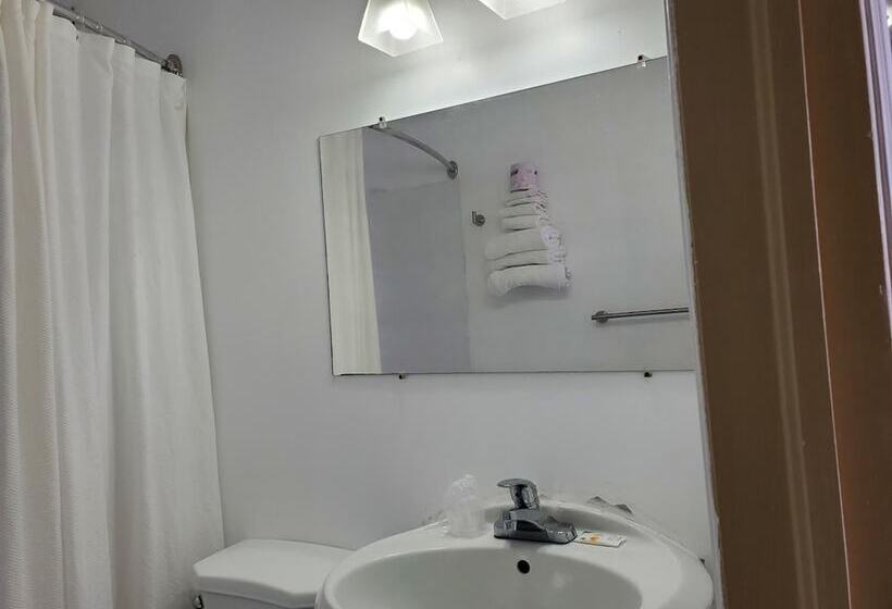 모텔 Wiarton Willys Inn