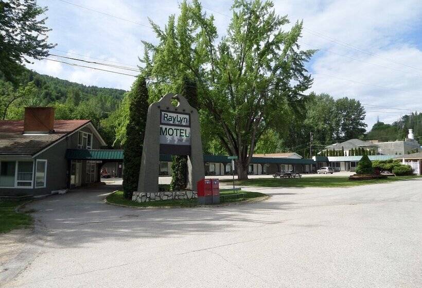Ray Lyn Motel