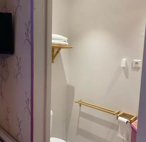 Aamiaismajoitus (B&B) Chambre D La Gare D Auxy