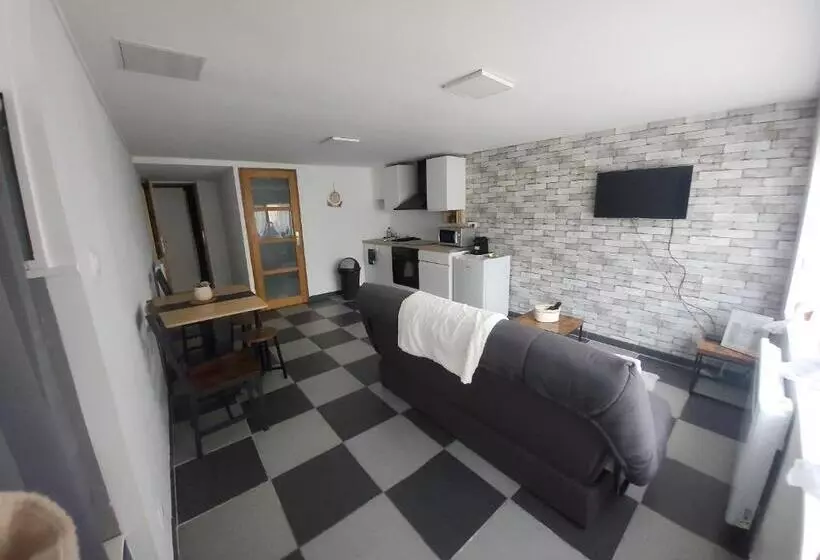 Aamiaismajoitus (B&B) Joli T2