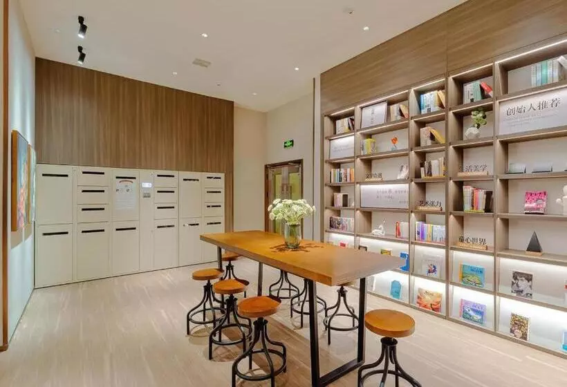 Hanting Hotel Guiyang Huaxi University Town