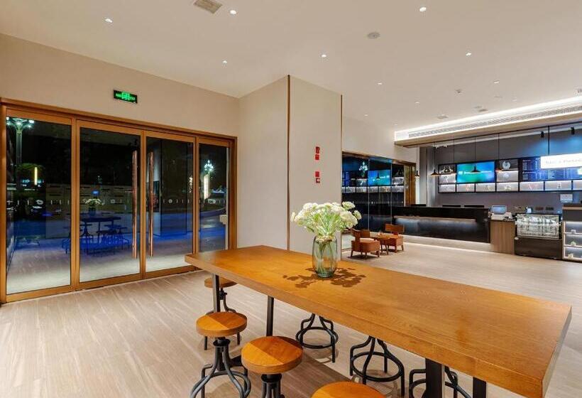 Hanting Hotel Guiyang Huaxi University Town