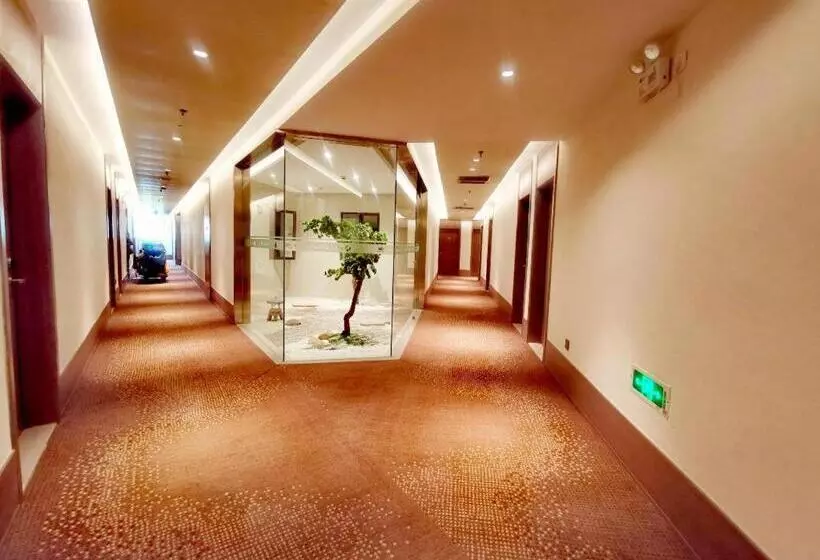 Hanting Hotel Huzhou Yishang Street