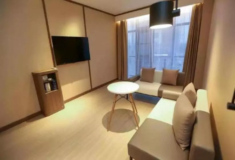 Hanting Hotel Jieshou Railway Station