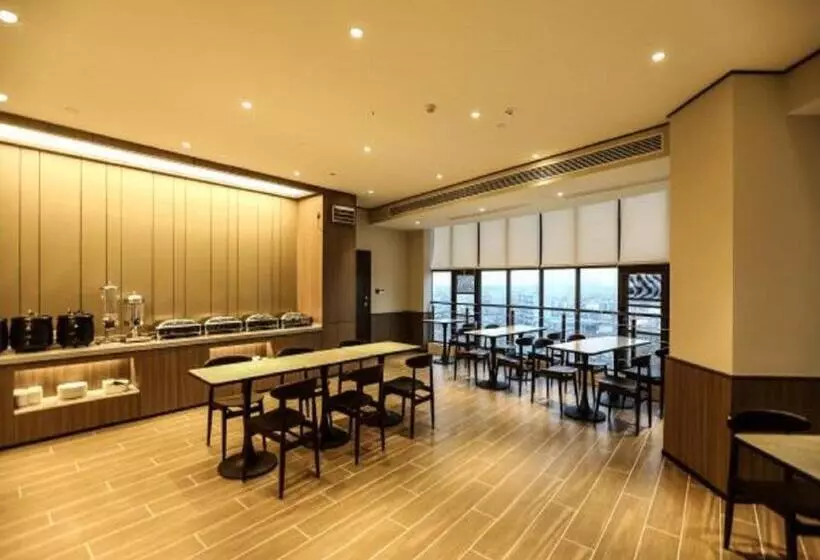 Hanting Hotel Jieshou Railway Station