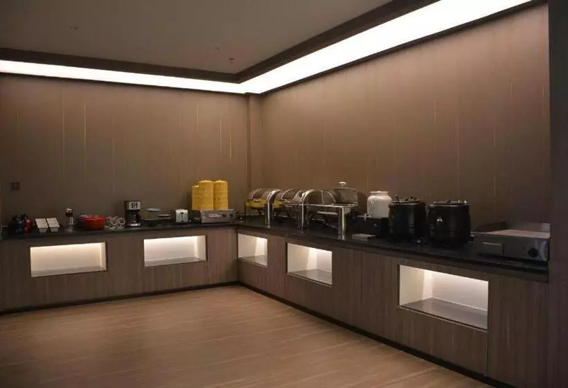 Hanting Hotel Xuzhou Hancheng Dong Road