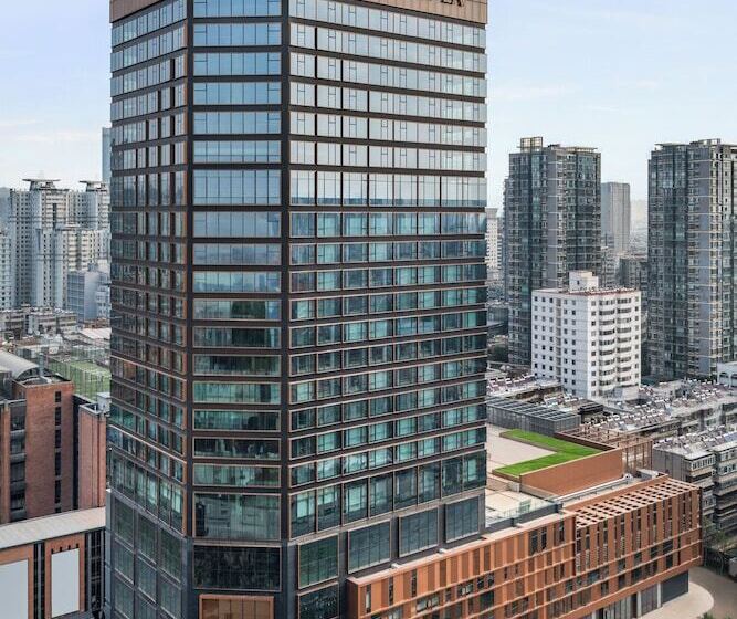 Отель Jen Kunming By Shangri La