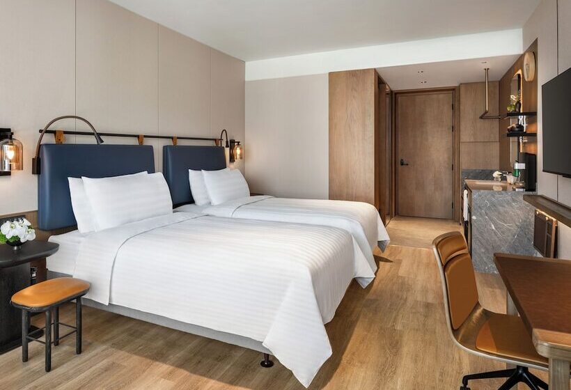 Отель Jen Kunming By Shangri La