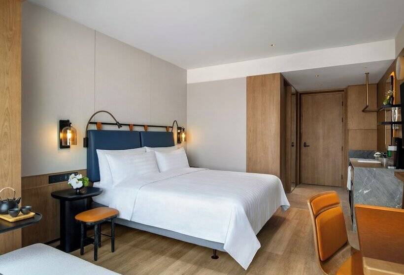 Отель Jen Kunming By Shangri La