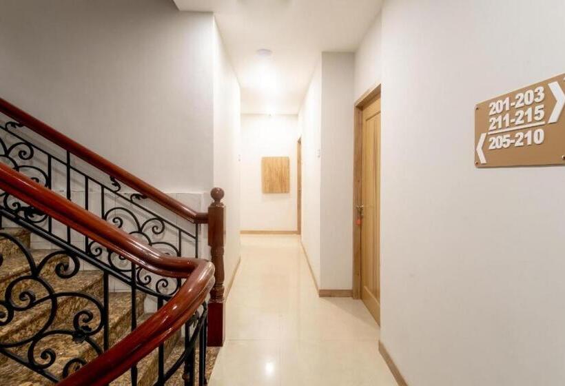 בית מלון כפרי Super Oyo 3159 Festive Inn