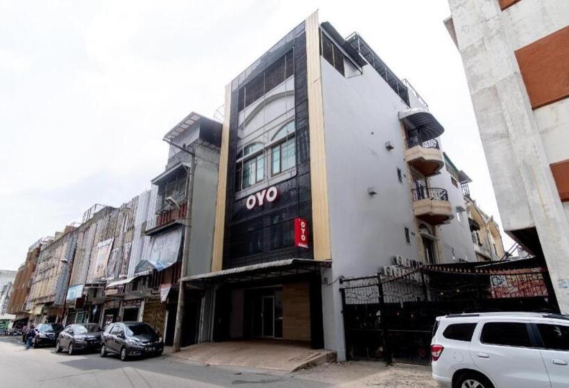 בית מלון כפרי Super Oyo 3159 Festive Inn