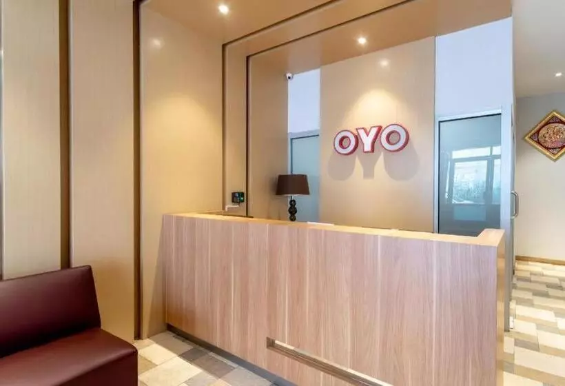 ホテル Super Oyo 3159 Festive Inn