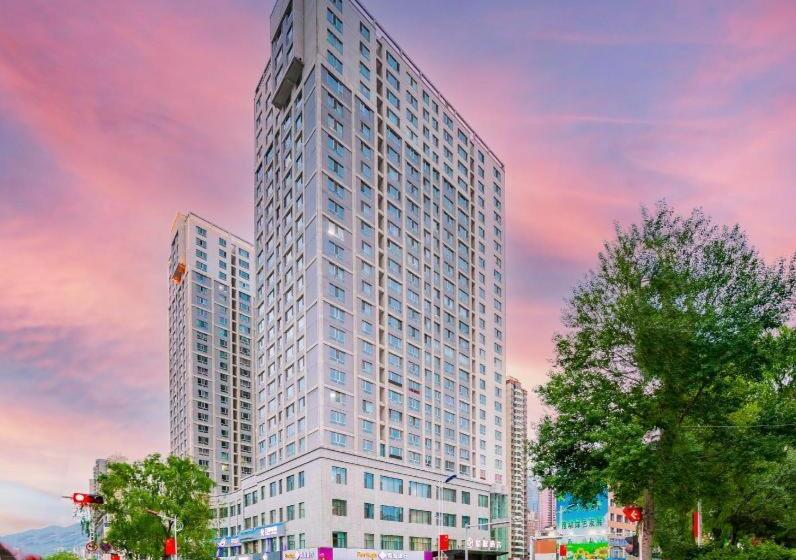 Starway Hotel Xining Limeng Commercial Pedestrain Street