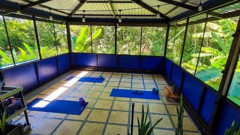 ユースホステル Cabina Azul In Bejuco Beach With Queen Bed But No Air Conditioning