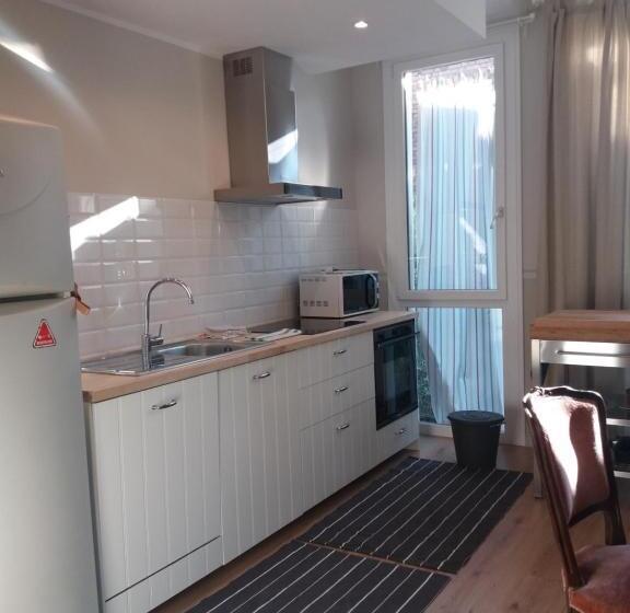 ベッドアンドブレックファースト Camere Private Con Living E Cucina