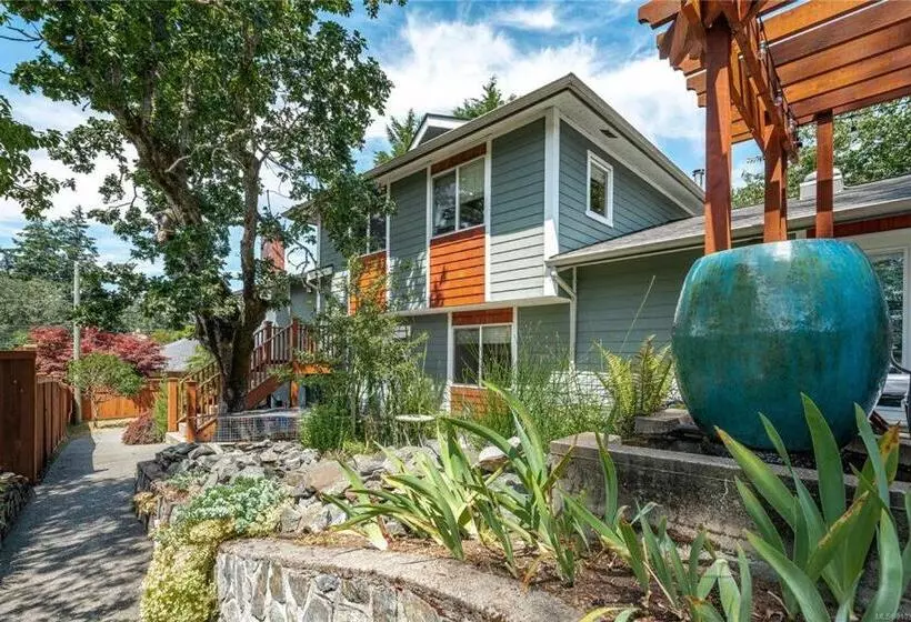 Aamiaismajoitus (B&B) Illuminati Guest House