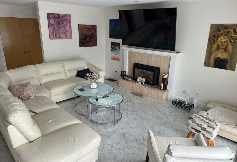 צימר Illuminati Guest House