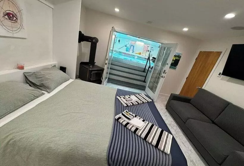 Aamiaismajoitus (B&B) Illuminati Guest House