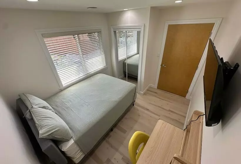 Aamiaismajoitus (B&B) Illuminati Guest House