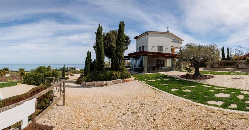 בית מלון כפרי Colle Degli Ulivi Green Resort