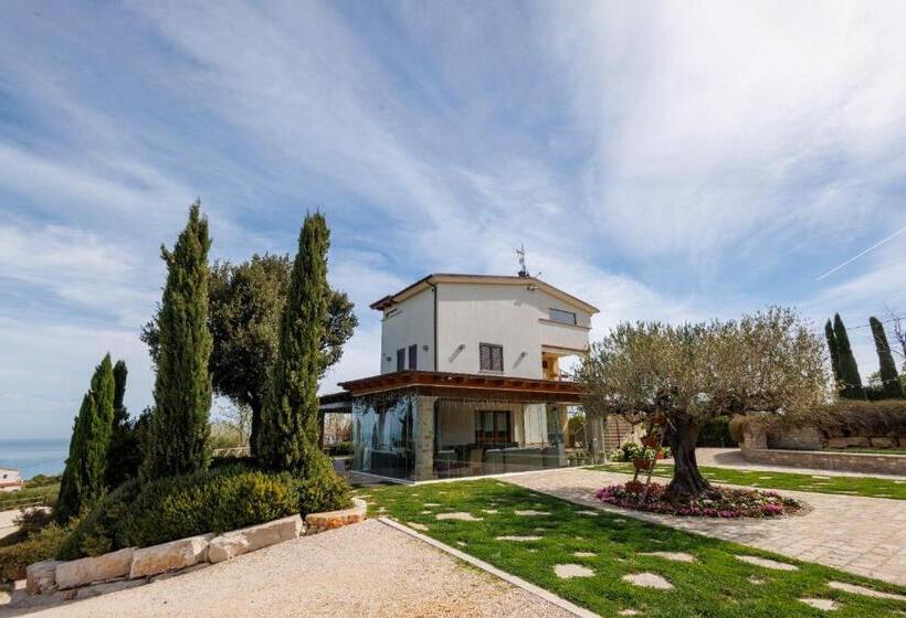 בית מלון כפרי Colle Degli Ulivi Green Resort