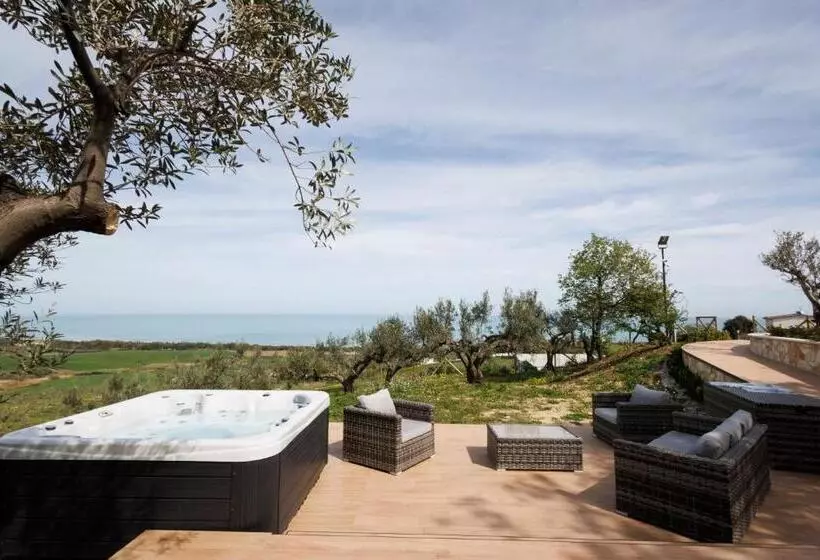 ホテル Colle Degli Ulivi Green Resort