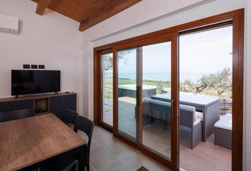 בית מלון כפרי Colle Degli Ulivi Green Resort