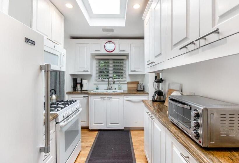 מלון כמוסות Cozy House In Weho