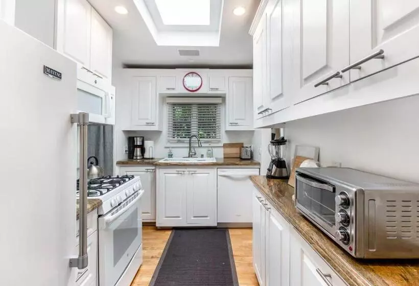 カプセルホテル Cozy House In Weho