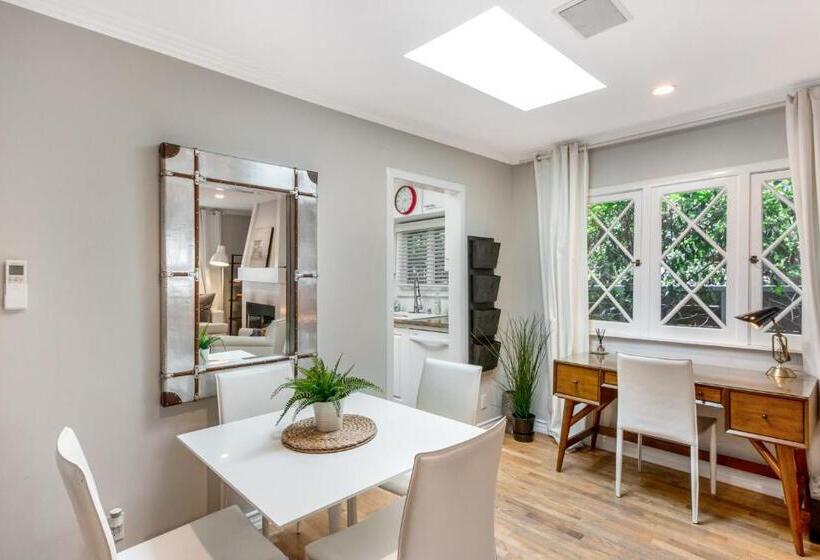 מלון כמוסות Cozy House In Weho