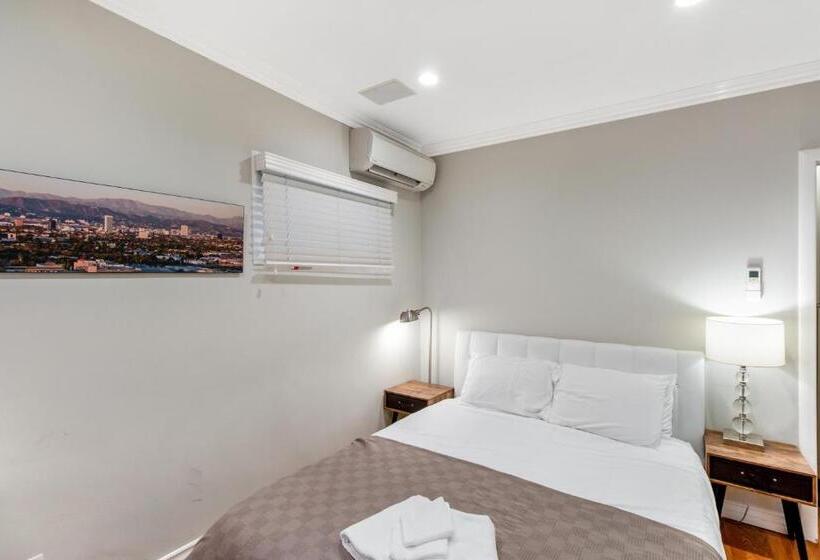 מלון כמוסות Cozy House In Weho