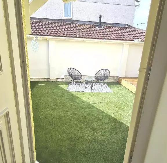 هتل Five Star Apartment