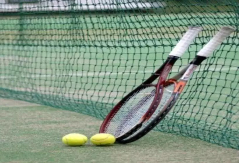 Hotelli Izu Inatori Sports Villa