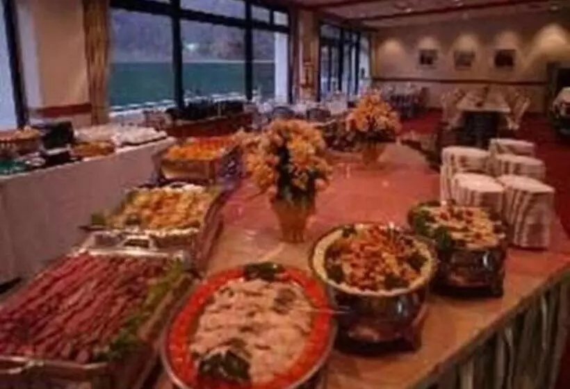 Hotelli Izu Inatori Sports Villa