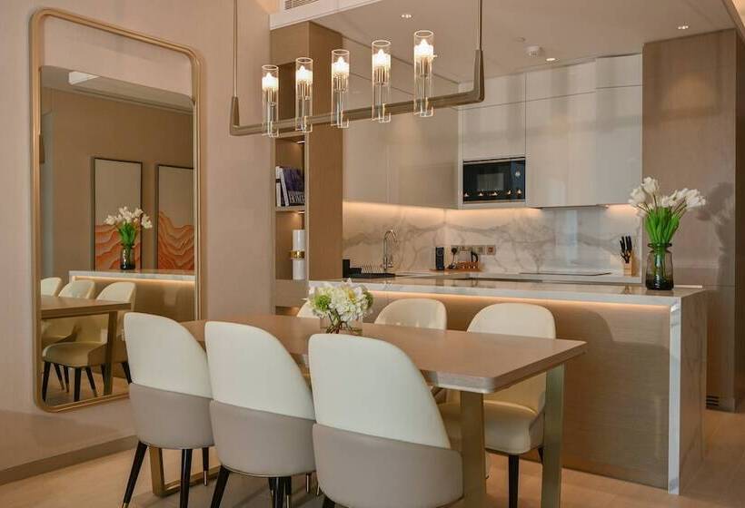 هتل Onyx Arjaan By Rotana